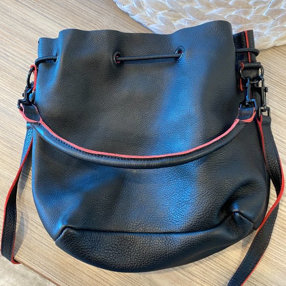 Cynthia Mae Anne Bucket Bag - Picture 4 of 7